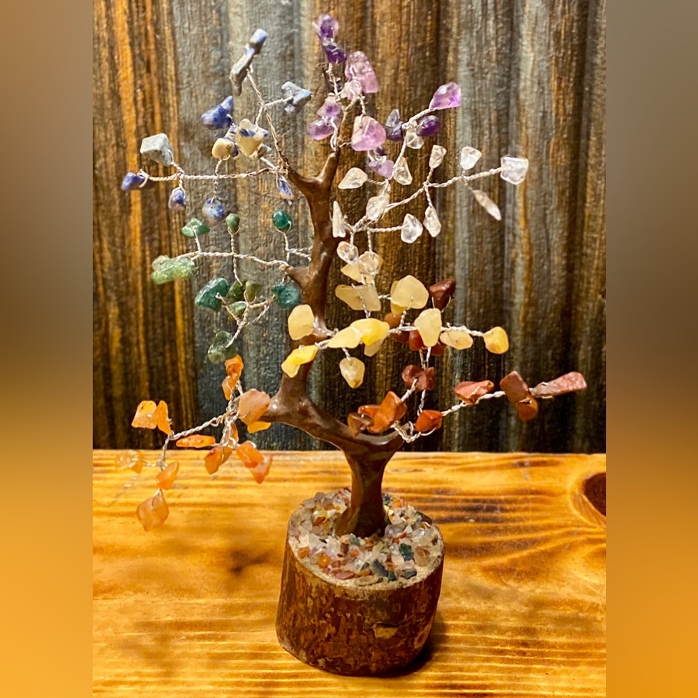 7 CHAKRA GEMSTONE TREE
